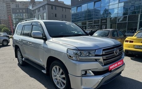 Toyota Land Cruiser 200, 2010 год, 4 500 000 рублей, 3 фотография