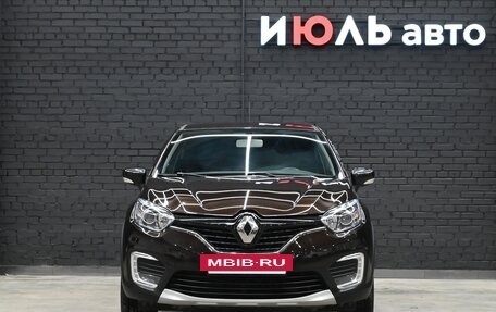 Renault Kaptur I рестайлинг, 2017 год, 1 920 000 рублей, 2 фотография