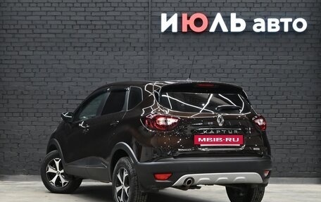 Renault Kaptur I рестайлинг, 2017 год, 1 920 000 рублей, 7 фотография