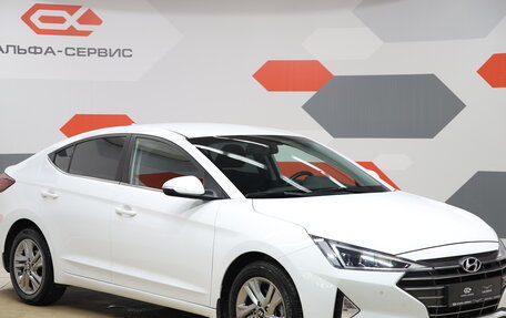 Hyundai Elantra VI рестайлинг, 2019 год, 1 730 000 рублей, 3 фотография