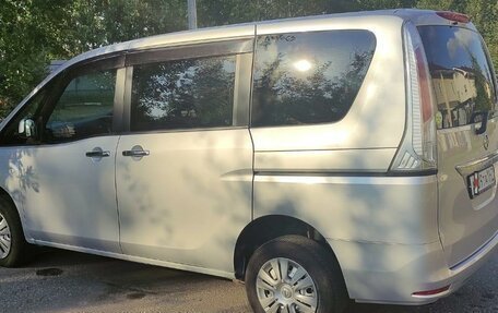 Nissan Serena IV, 2011 год, 1 300 000 рублей, 5 фотография