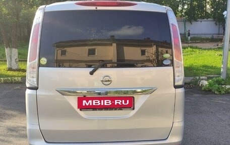 Nissan Serena IV, 2011 год, 1 300 000 рублей, 4 фотография