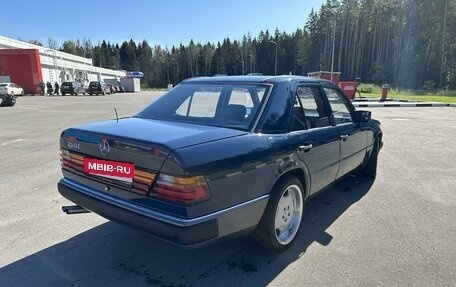 Mercedes-Benz W124, 1990 год, 1 100 000 рублей, 4 фотография