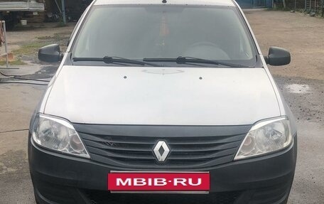 Renault Logan I, 2013 год, 440 000 рублей, 2 фотография