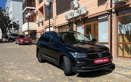 Volkswagen Tiguan II, 2021 год, 3 270 000 рублей, 3 фотография