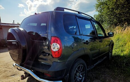 Chevrolet Niva I рестайлинг, 2018 год, 1 150 000 рублей, 3 фотография