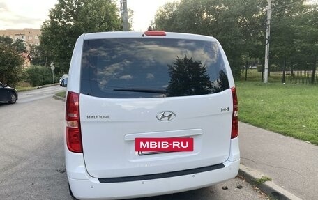 Hyundai H-1 II рестайлинг, 2019 год, 4 190 000 рублей, 5 фотография