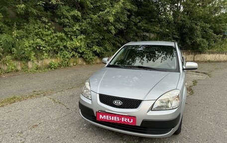 KIA Rio II, 2006 год, 650 000 рублей, 2 фотография