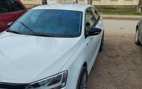 Volkswagen Jetta VI, 2016 год, 1 595 000 рублей, 3 фотография