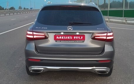 Mercedes-Benz GLC, 2018 год, 3 300 000 рублей, 2 фотография