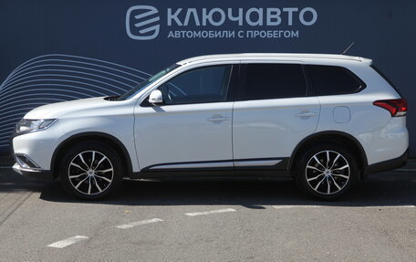 Mitsubishi Outlander III рестайлинг 3, 2015 год, 1 795 000 рублей, 5 фотография