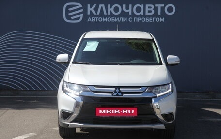 Mitsubishi Outlander III рестайлинг 3, 2015 год, 1 795 000 рублей, 3 фотография