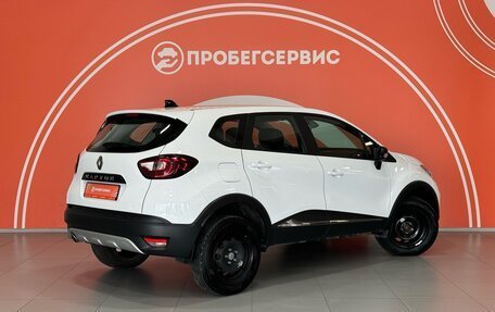 Renault Kaptur I рестайлинг, 2022 год, 1 750 000 рублей, 5 фотография