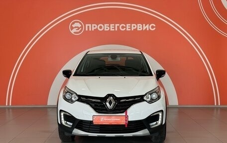 Renault Kaptur I рестайлинг, 2022 год, 1 750 000 рублей, 2 фотография