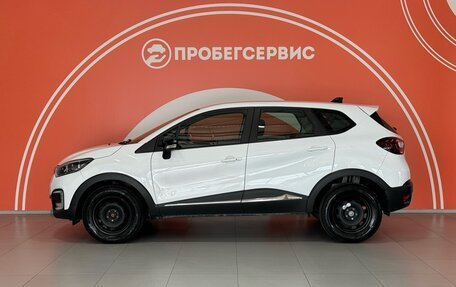 Renault Kaptur I рестайлинг, 2022 год, 1 750 000 рублей, 8 фотография