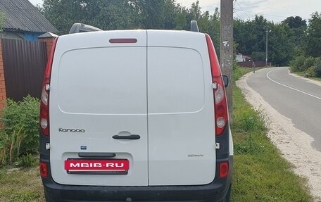 Renault Kangoo II рестайлинг, 2011 год, 750 000 рублей, 2 фотография