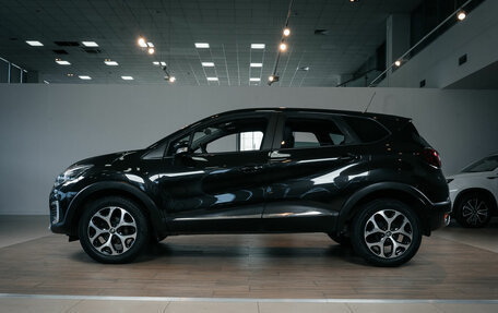 Renault Kaptur I рестайлинг, 2018 год, 1 599 000 рублей, 2 фотография