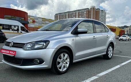 Volkswagen Polo VI (EU Market), 2012 год, 950 000 рублей, 4 фотография