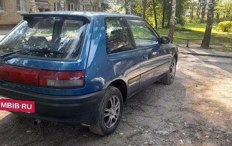 Mazda 323, 1991 год, 300 000 рублей, 1 фотография