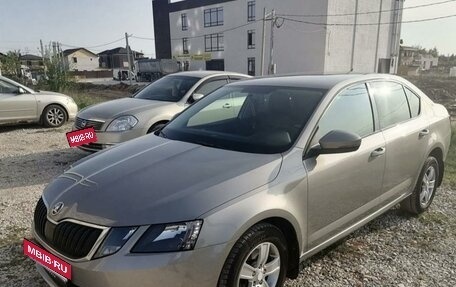 Skoda Octavia, 2017 год, 1 980 000 рублей, 2 фотография