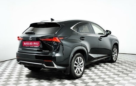 Lexus NX I, 2017 год, 2 995 000 рублей, 5 фотография