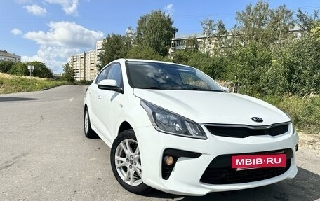 KIA Rio IV, 2018 год, 1 350 000 рублей, 4 фотография