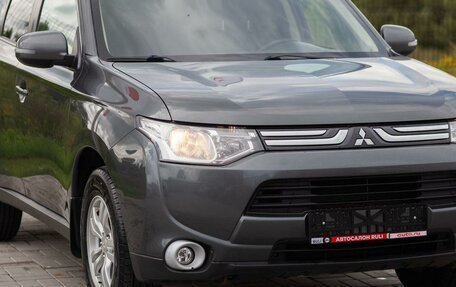 Mitsubishi Outlander III рестайлинг 3, 2013 год, 1 595 000 рублей, 7 фотография