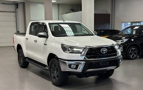 Toyota Hilux VIII, 2023 год, 5 590 000 рублей, 4 фотография