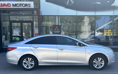 Hyundai Sonata VI, 2010 год, 812 000 рублей, 5 фотография