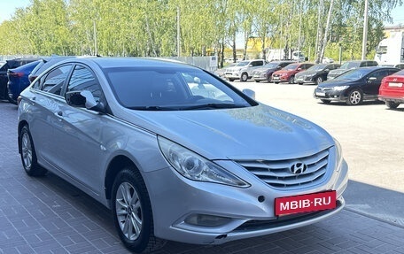 Hyundai Sonata VI, 2010 год, 812 000 рублей, 6 фотография