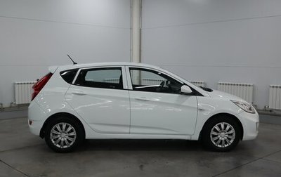 Hyundai Solaris II рестайлинг, 2013 год, 850 000 рублей, 1 фотография