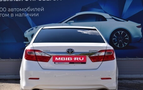 Toyota Camry, 2013 год, 1 620 000 рублей, 4 фотография