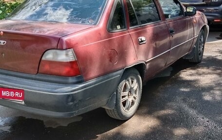 Daewoo Nexia I рестайлинг, 2000 год, 137 000 рублей, 3 фотография