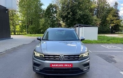 Volkswagen Tiguan II, 2018 год, 2 199 000 рублей, 1 фотография