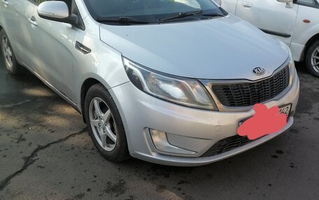 KIA Rio III рестайлинг, 2013 год, 830 000 рублей, 1 фотография