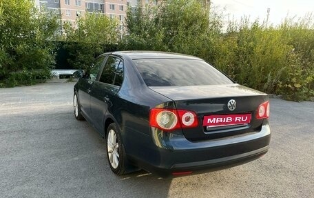 Volkswagen Jetta VI, 2009 год, 830 000 рублей, 3 фотография