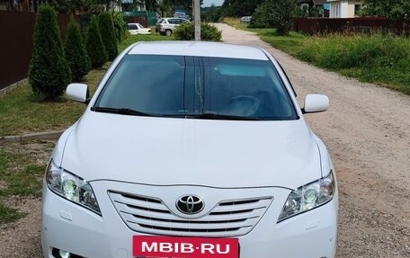 Toyota Camry, 2008 год, 1 250 000 рублей, 2 фотография