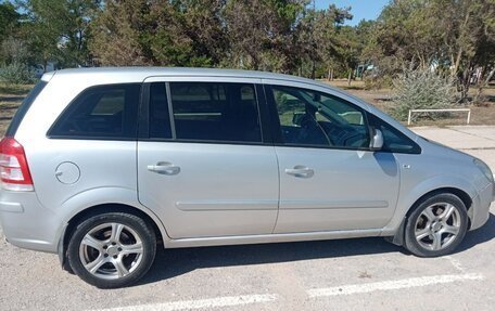 Opel Zafira B, 2009 год, 750 000 рублей, 2 фотография