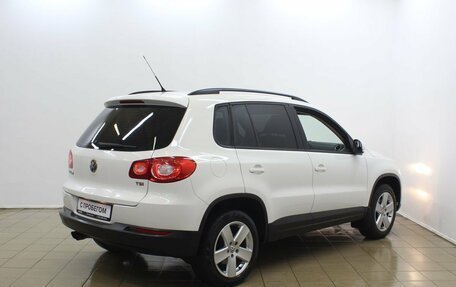 Volkswagen Tiguan I, 2010 год, 890 000 рублей, 4 фотография