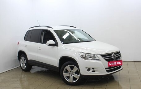 Volkswagen Tiguan I, 2010 год, 890 000 рублей, 3 фотография