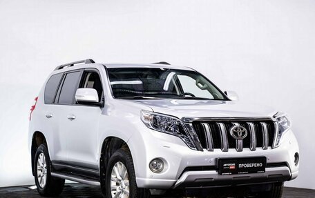 Toyota Land Cruiser Prado 150 рестайлинг 2, 2014 год, 3 615 000 рублей, 2 фотография