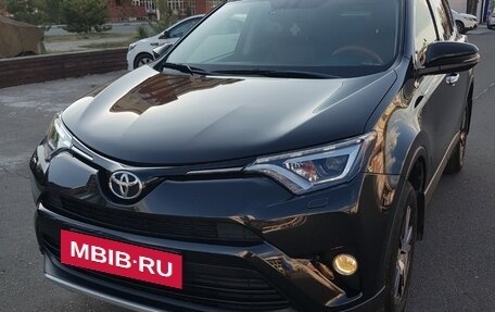 Toyota RAV4, 2015 год, 2 790 000 рублей, 3 фотография