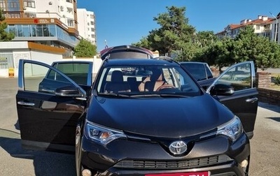 Toyota RAV4, 2015 год, 2 790 000 рублей, 1 фотография