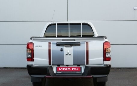 Mitsubishi L200 IV рестайлинг, 2023 год, 4 299 000 рублей, 4 фотография