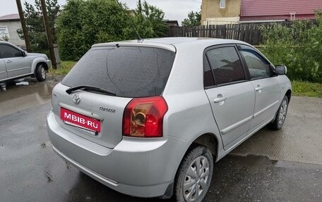 Toyota Corolla, 2004 год, 530 000 рублей, 2 фотография