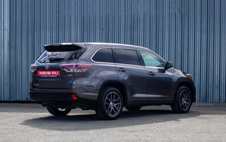 Toyota Highlander III, 2015 год, 3 599 000 рублей, 6 фотография