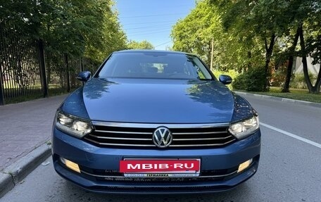 Volkswagen Passat B8 рестайлинг, 2015 год, 2 255 000 рублей, 2 фотография