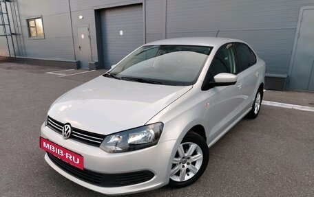 Volkswagen Polo VI (EU Market), 2015 год, 999 900 рублей, 2 фотография