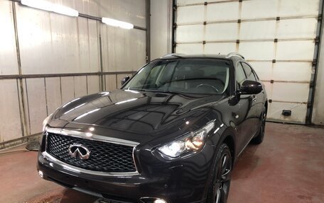 Infiniti FX II, 2010 год, 2 300 000 рублей, 2 фотография