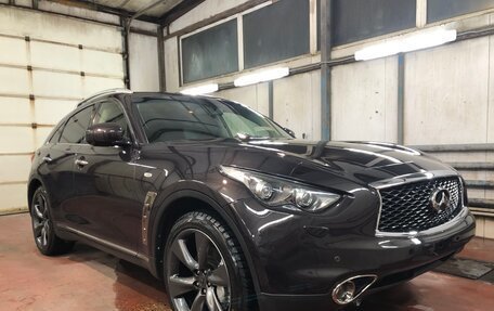 Infiniti FX II, 2010 год, 2 300 000 рублей, 3 фотография